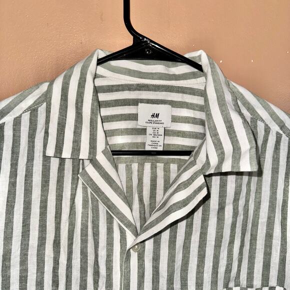 H&M Men's Linen Blend Short Sleeve Button Down T-Shirt Tee Green White - Medium - Picture 2 of 9